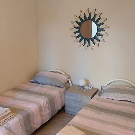 La Casa Di Ermes - Ampio Luminoso A Tre Minuti Dal Centro Daire