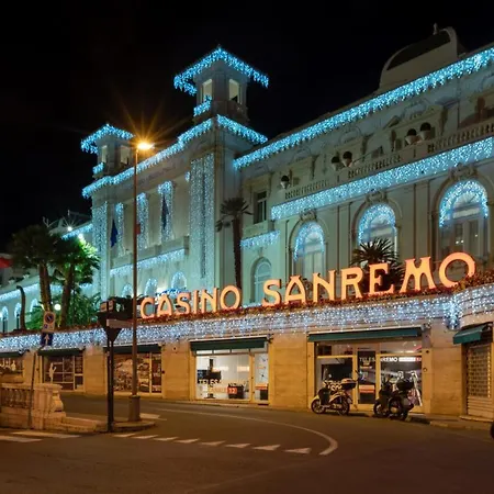 La Casa Di Ermes - Ampio Luminoso A Tre Minuti Dal Centro Apartamento San Remo